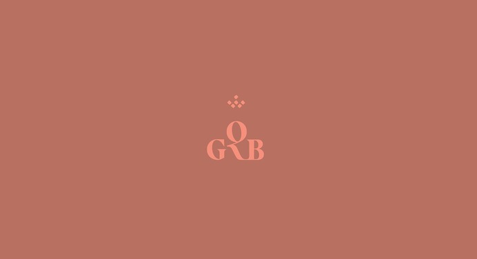 God Queen Bess Identity - Mindsparkle Mag Beautiful identity and packaging work by SD & Co. in the US, for the natural food brand God Queen Bess. #branding #corporate #design #identity #color #photography #graphic #design #gallery #blog #project #mindsparkle #mag #beautiful #portfolio #designer
