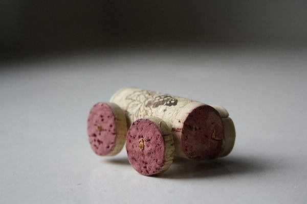 Homemade Wine Cork Crafts #cork #diy #wine