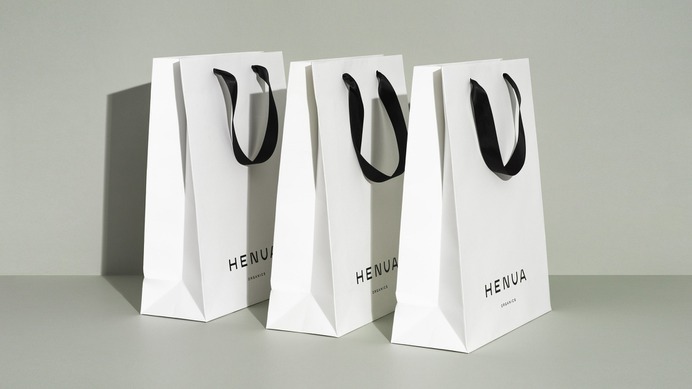 Henua Organics Branding - Mindsparkle Mag Henua Organics designed by Werklig from Finland offers a premium skincare line consisting of products that only contain certified organic ingredients. #logo #identity #branding #design #color #photography #graphic #design #gallery #blog #project #mindsparkle #mag #beautiful #portfolio #designer