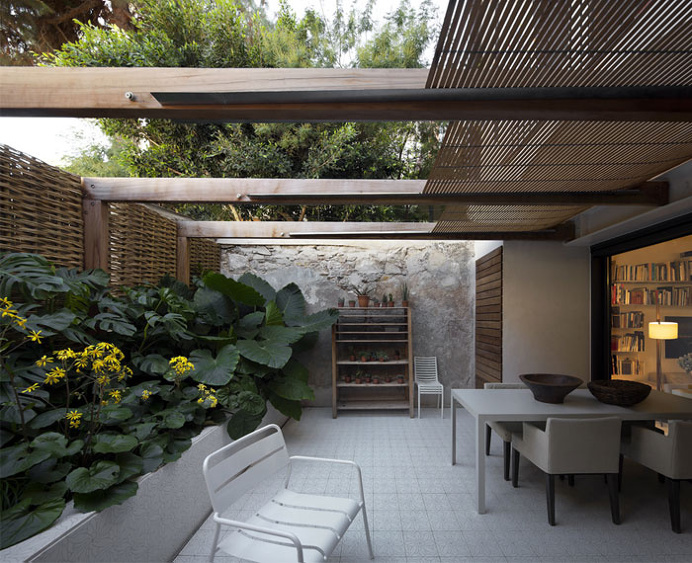 Contemporary Home in an Old Building in Barcelona - #decor, #interior, #homedecor, #architecture, #house