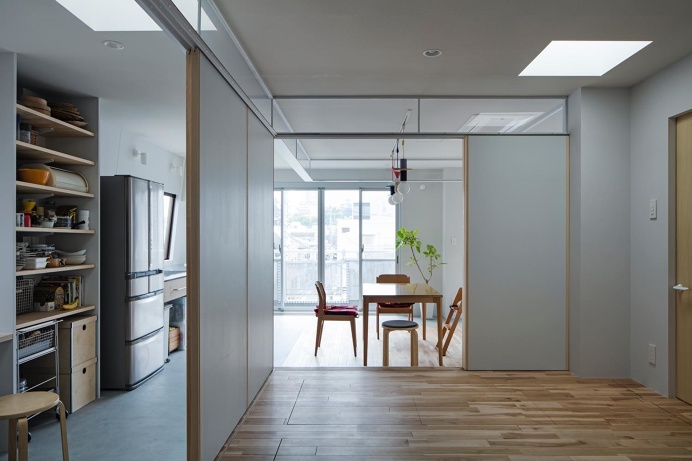 House in Taishido by Camp Design inc