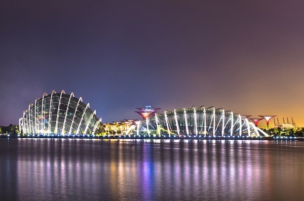 Singapore Photography by Guowen Wang #inspiration #photography #singapore