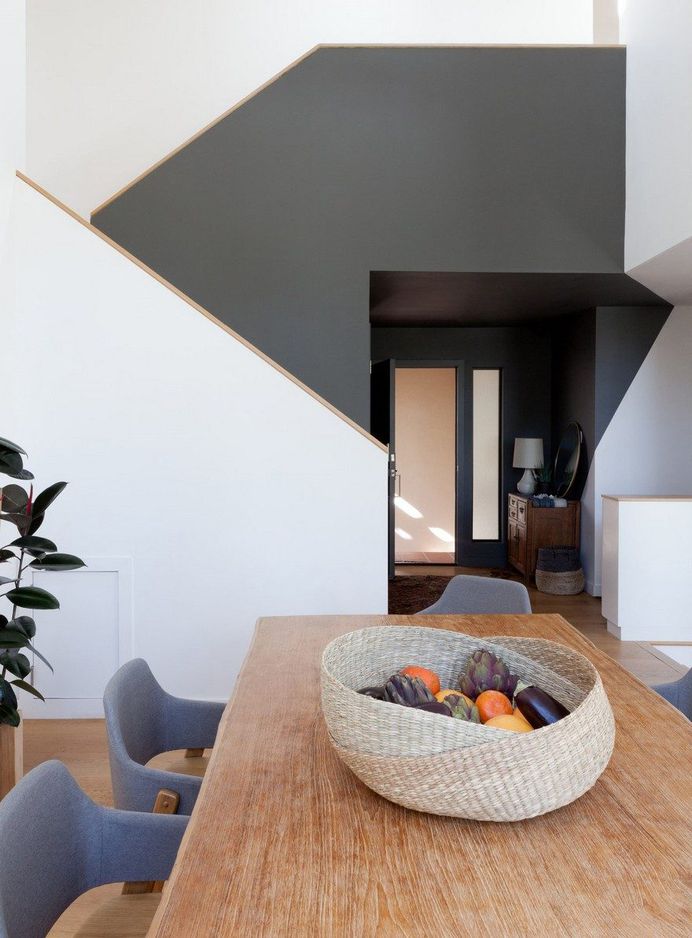Irvine Townhouse Combines Modern Design with Cultural Traditions 3