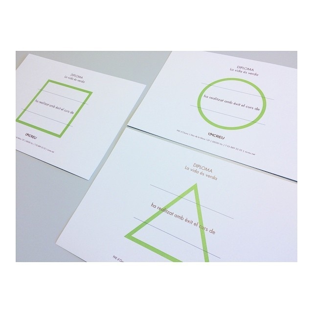 Diplomas for @vicreumola (Vicreu) courses | by Alucinamandarinas #vicreu #geometry #diploma #branding #alucinamandarinas #brand #identity #logo