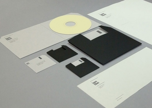 Graphic-ExchanGE - a selection of graphic projects #print #branding