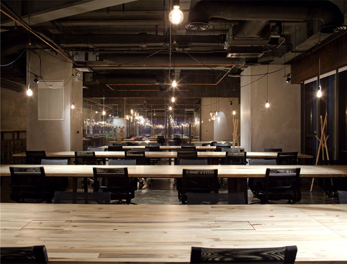 LEO Office by LLLab Studio - #office, office design, office space, #interior, interior design
