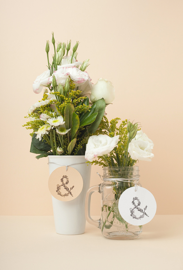 Vega & Vega by Menta . #mark #nature #flowers #logo #label