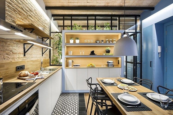 Urban Beach Home by Egue y Seta
