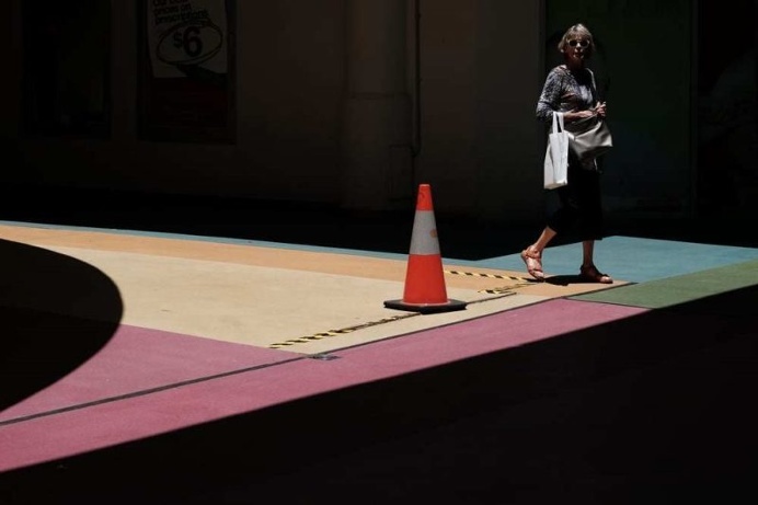 Minimalist Urban Scenes by Julian Frichot