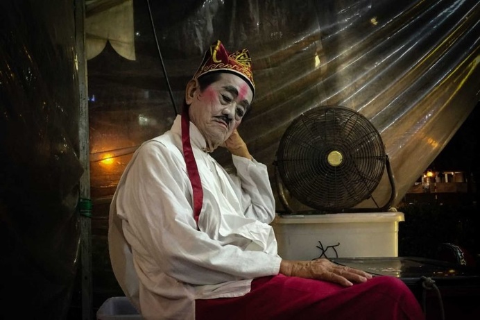 Yeow-Kwang Yeo, The Performer