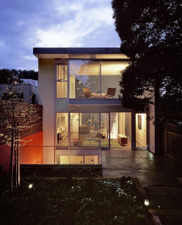 Powerful Indoor-Outdoor Interplay: The 1532 House in San Francisco #architecture