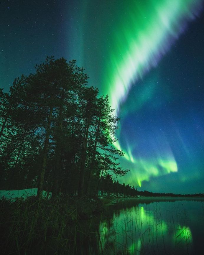 Photographer Jani Ylinampa Captures The Northern Lights in Finland