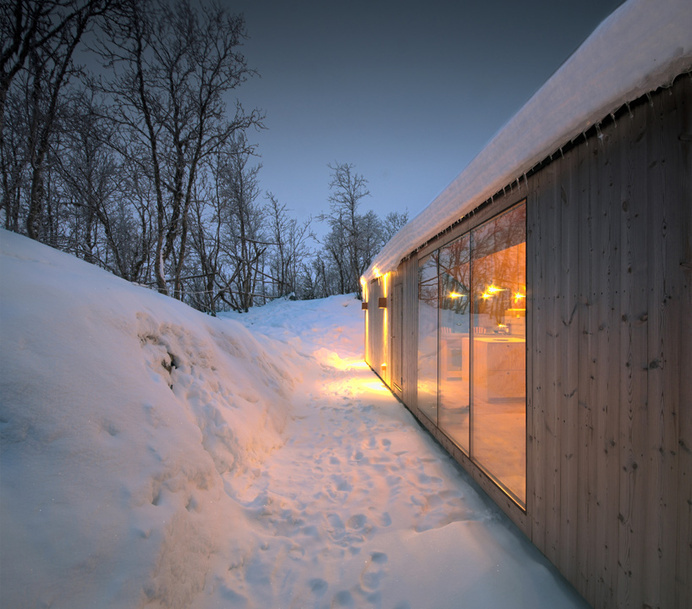 reiulf ramstad v-lodge timber cabin norway designboom #cabin