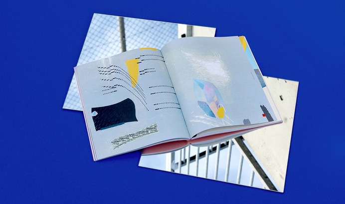 Order in Chaos - Mindsparkle Mag Martyna Wędzicka-Obuchowicz designed Order in Chaos. This project consisted on the PhD thesis & catalogue design for Karol Lewalski – an artist focusing on color linocut. #logo #packaging #identity #branding #design #color #photography #graphic #design #gallery #blog #project #mindsparkle #mag #beautiful #portfolio #designer
