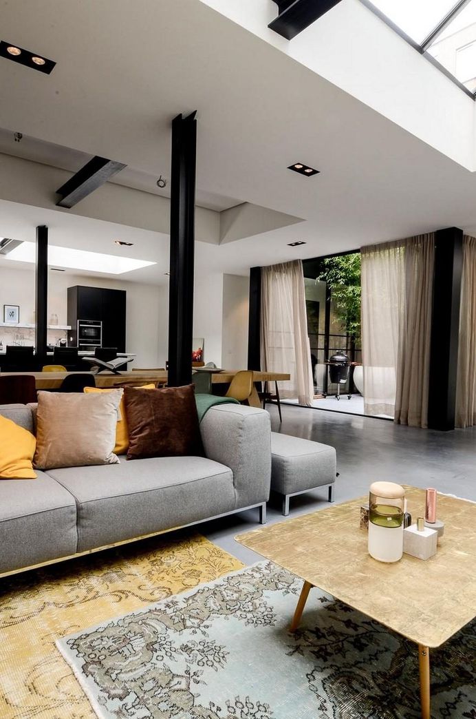 Old Amsterdam Canal House Converted into Beautiful Loft 6