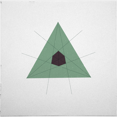 #204 There lies a cube at the heart of every triangle – A new minimal geometric composition each day