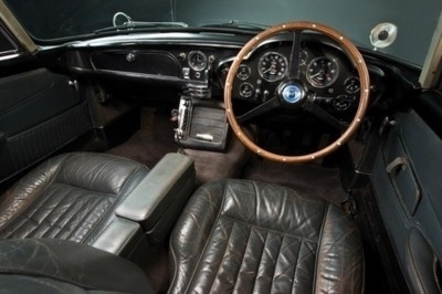 livin' fast. #old #classic #brown #european #leather #car