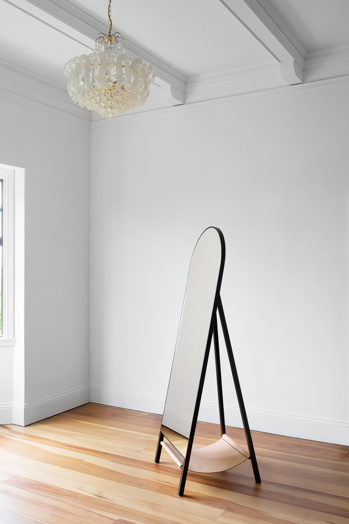 Easel Mirror