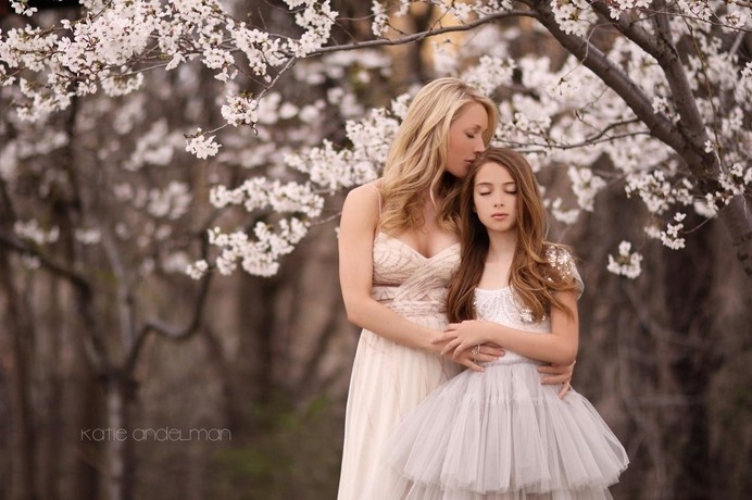 Mother's Day by Katie Andelman Garner #inspiration #mothers #pretty #mom #photography #day
