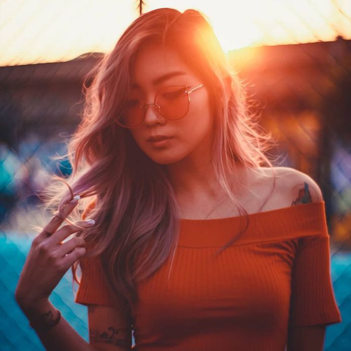 Moody Female Portrait Photography by Matheus Bertelli
