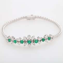 Bracelet with emeralds and Diamit