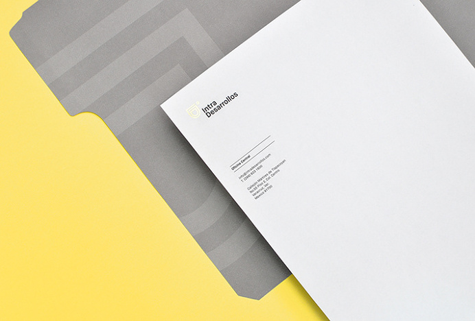 Intra Desarrollos by Firmalt #brand design #stationary