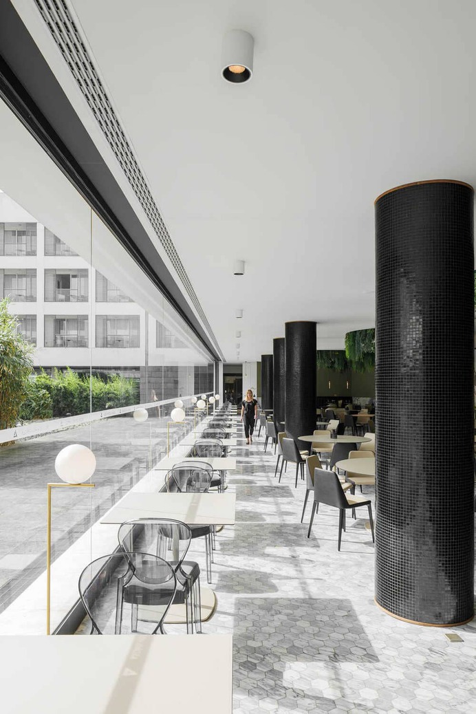 kOi Restaurant in Ponta Delgada by BOX Arquitectos