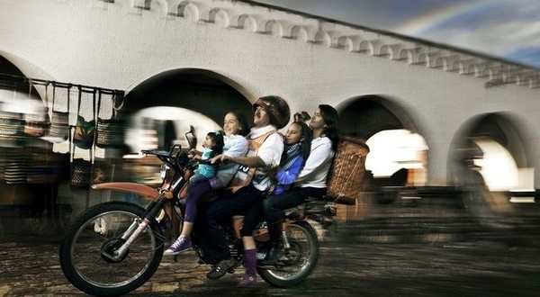 Conceptual Photography by Niels van Iperen #inspiration #photography #conceptual