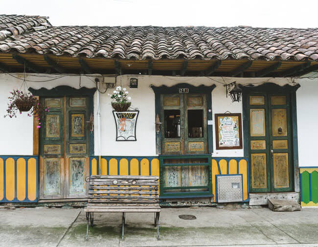 top things to do in salento calle real street
