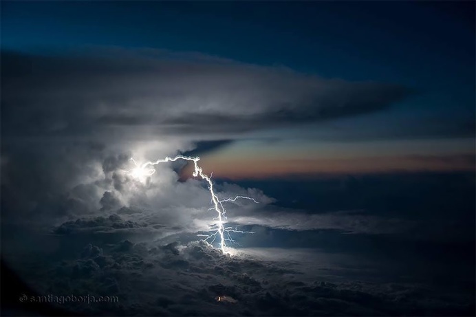 Pilot Takes Amazing Photos From His Cockpit, And They Will Take Your Breath Away