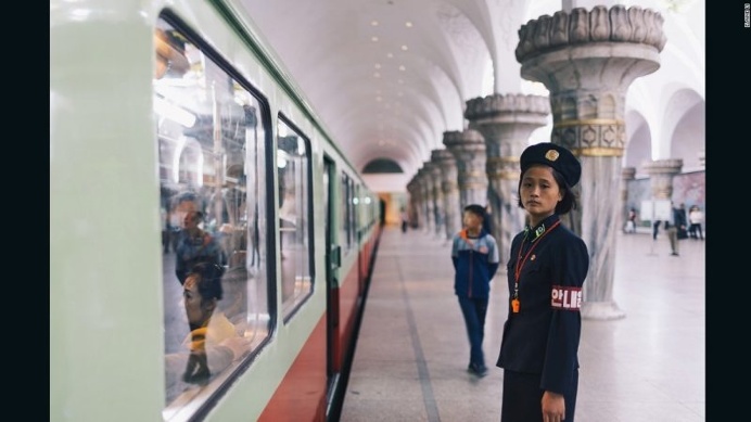 North Korea Propaganda: Elaine Li Documented The Pyongyang's Subway System