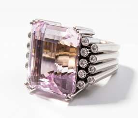 Kunzite And Diamond Ring