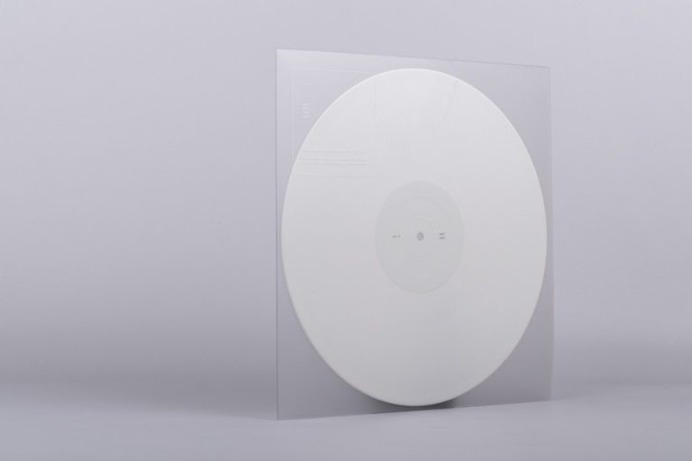 Carsten Nicolai: Raster-Noton | Sgustok Design