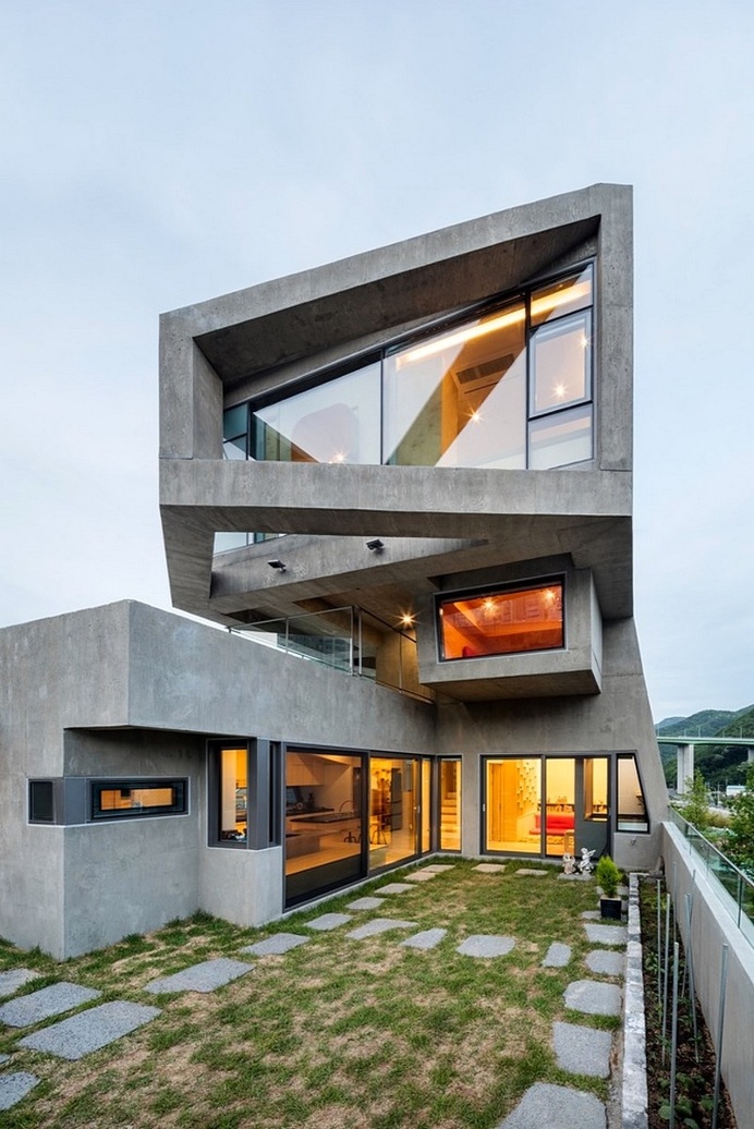 Busan Times House by Moon Hoon / Korea