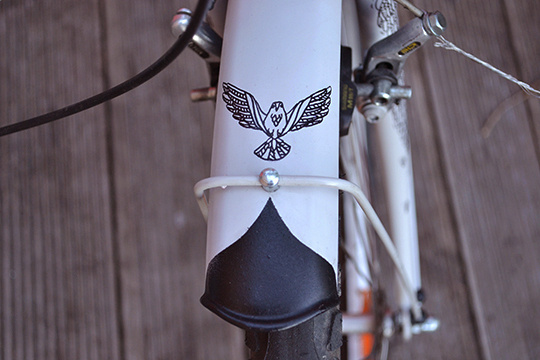 Zaczarowana Walizka #fender #bicycle #flight #black #bird #bike #cycling #detail #customized
