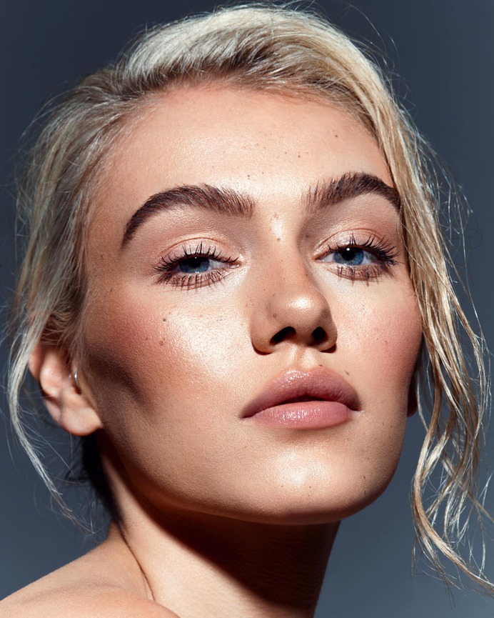 Gorgeous Beauty Portrait Photography by Taryn Rae-Lee