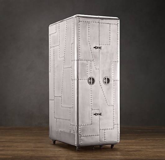 Blackhawk Secretary Trunk | Geek&Hype #furniture #desk #aluminum #function #portable #functional #secretary