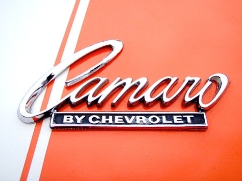 Twibfy #script #stripes #orange #camaro #chrome #typography