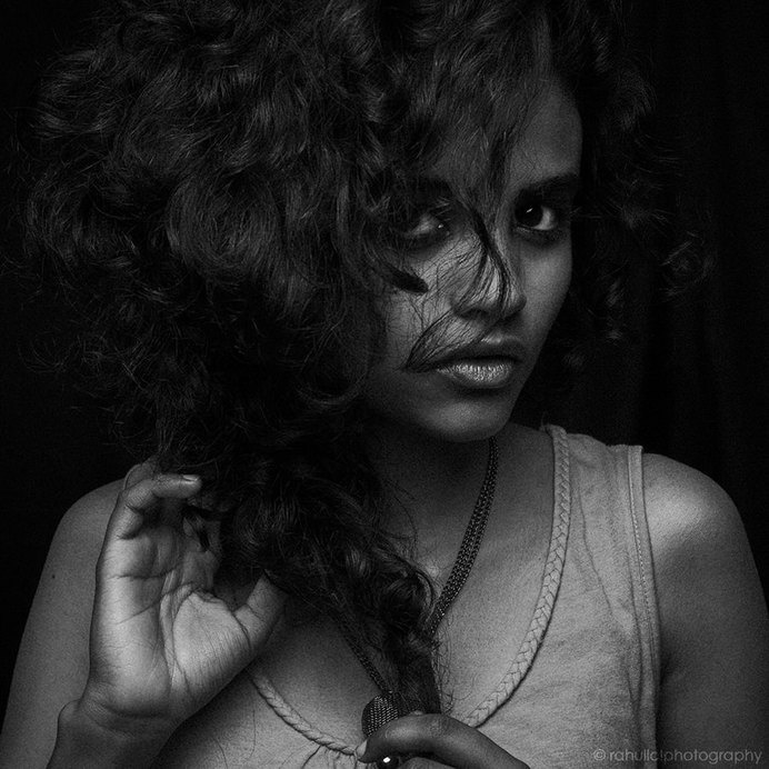 Sahrish Rahman Photographed by Rahul Lal Styling: Niyati Hirani & Khushboo Raina Makeup: Asha Mahato & Snigdha Sharma Copyright © 2014 Rahu