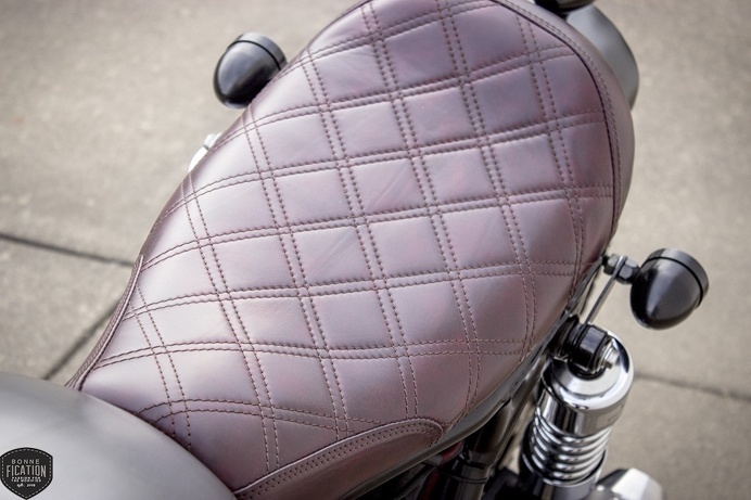 Justin Rentzel's 2005 Custom Triumph Bonneville SE | On Bonnefication # Triumph # Bonneville