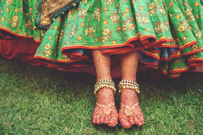 Bridal Photoshoot Poses Ideas