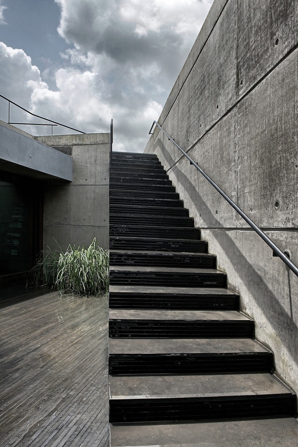CJWHO ™ (The House Cast in Liquid Stone, Khopoli,...) #concrete #india #design #interiors #landscape #pool #architecture #luxury