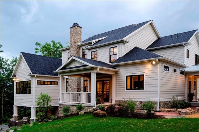 Timeless Design Showcased by Five-Bedroom Home in Pennsylvania Read more: http://freshome.com/2014/07/22/timeless-design-showcased-by-five- #architecture