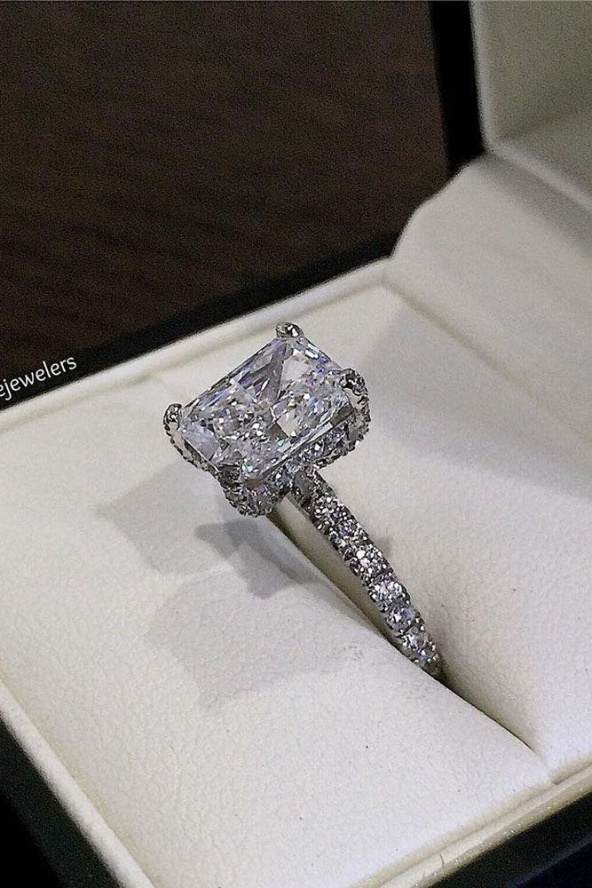 Emerald engagement rings are very common. Because Emerald shape of the stone is popular among brides.
