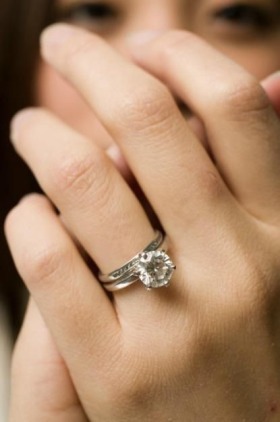 Wedding Ring Photography - All Wedding Inspirations