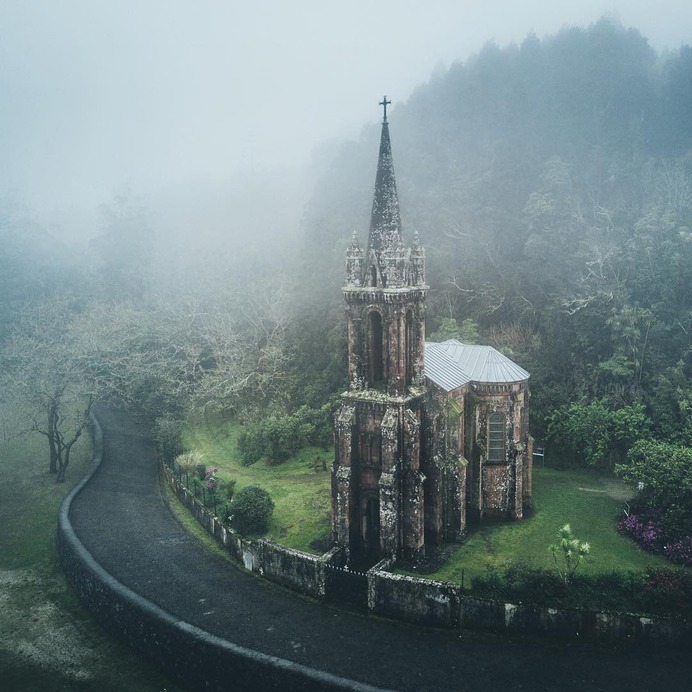 Stunning Landscape and Adventure Photography by Christoph Schlein