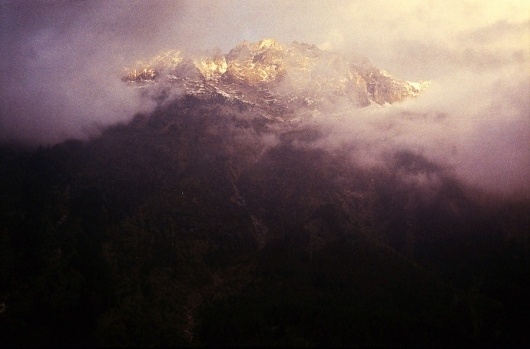 but does it float #creative #cloud #silvia #bliss #mogni #mountains