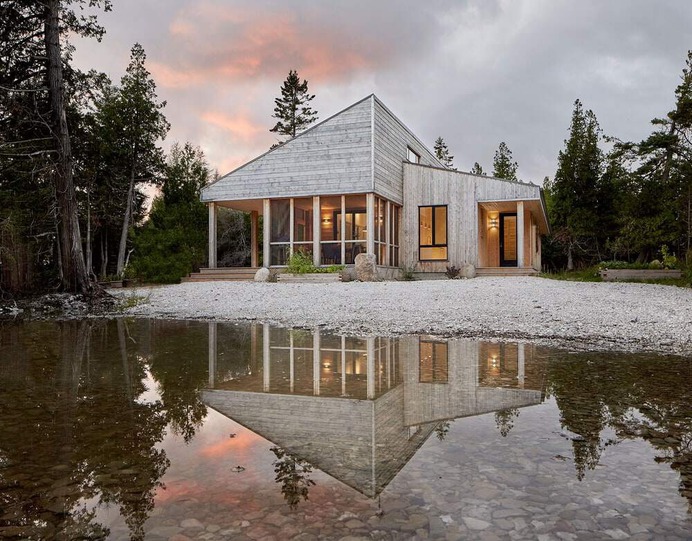 Manitoulin Island Off-Grid House by Solares Architecture