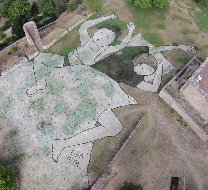 Sleeping Children on Grass by Ella & Pitr - JOQUZ #urban #mural #art #street #painting #drawing