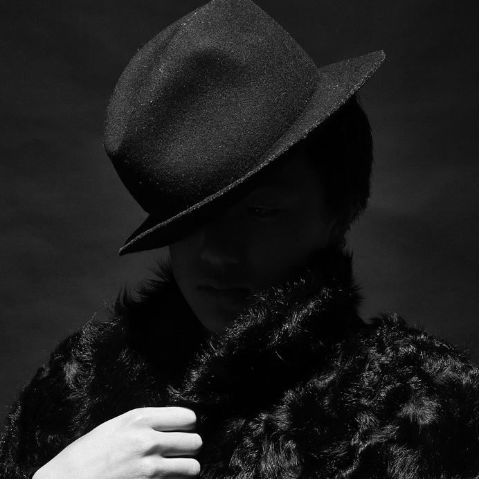 Man in Black ©kyū saŋ lee